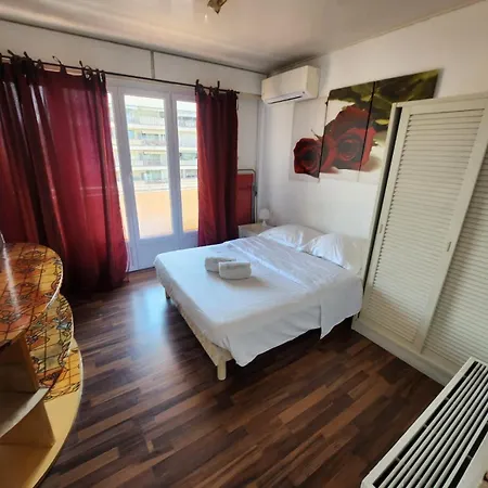 A077 Appartement Agreable Avec Vue Mer Et Palais Des Festivals